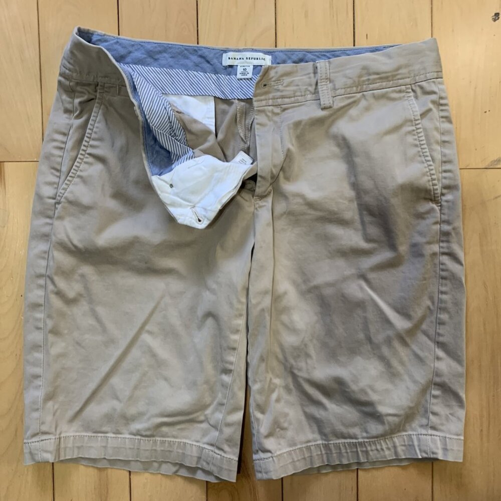 Women's khaki shorts